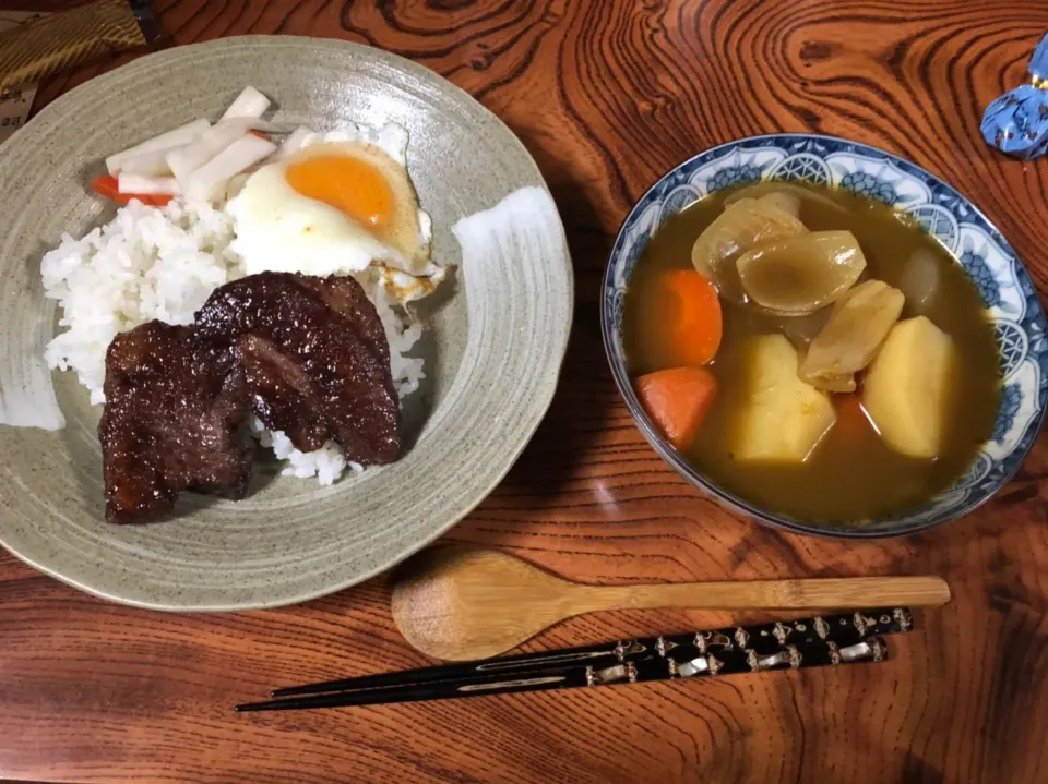 骨なしスペアリブとやらの赤ワイン煮込みでスープカレー|hiroaさん