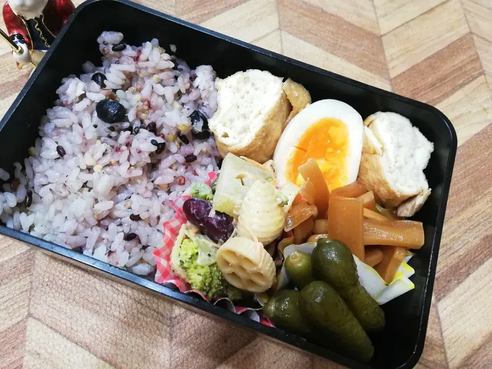 10/13
一年半ぶりの旦那弁当😋|たえさん