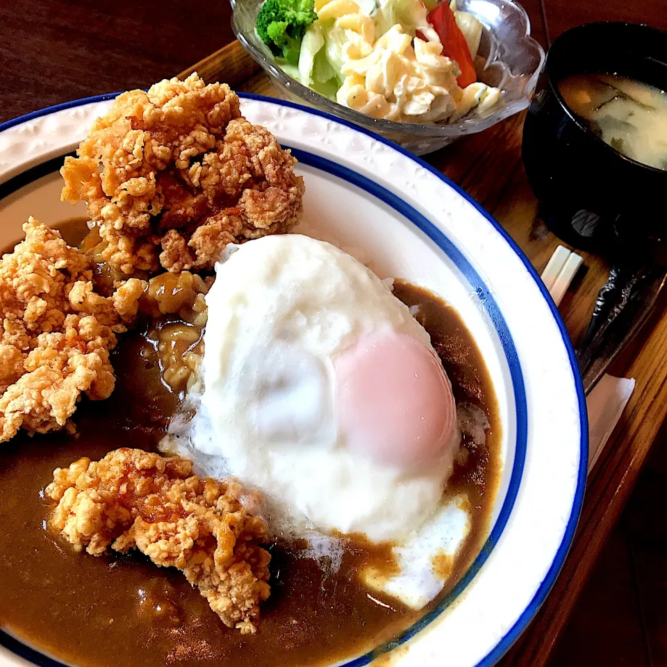 鳥もも肉の唐揚げカレーライス@Caprice(月島)|塩豚骨さん