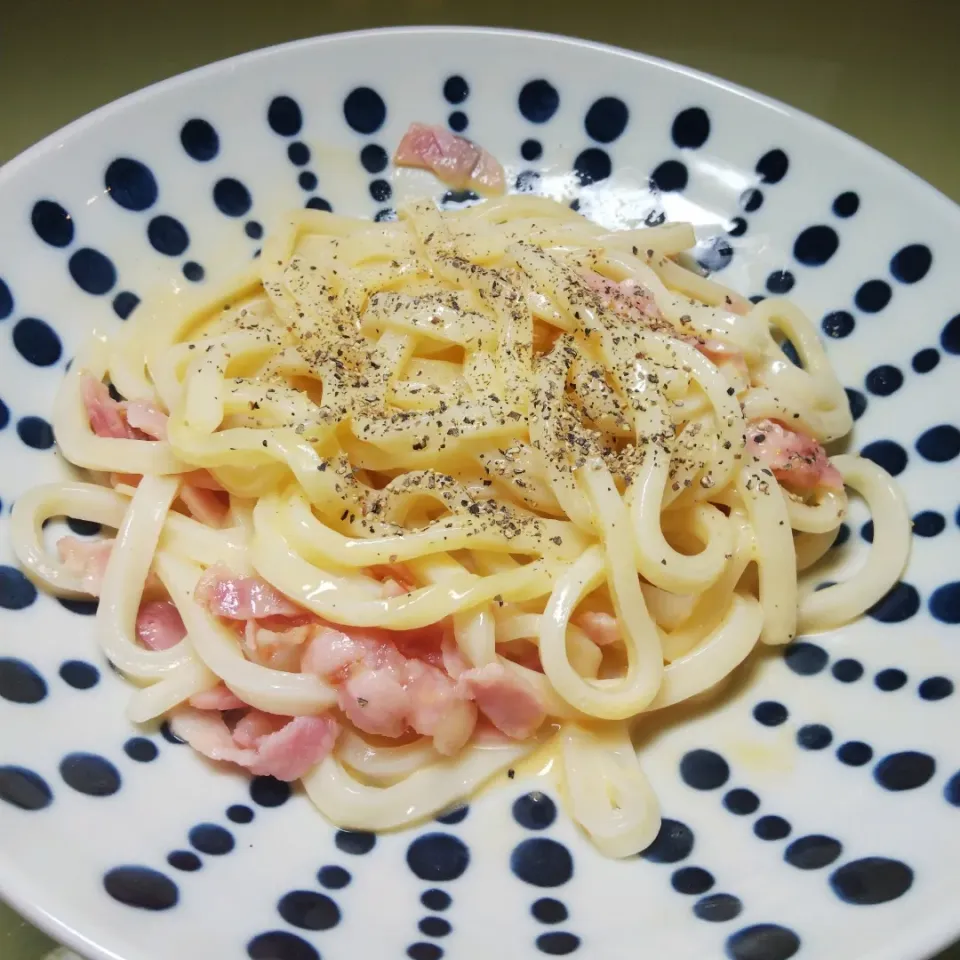 カルボナーラうどん|けろよんさん