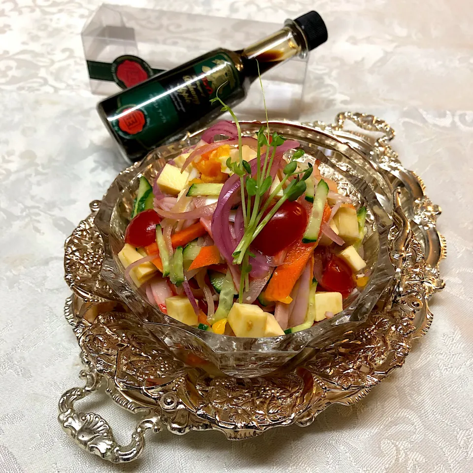 彩りサラダ🥗バルサミィアップル🍎|henryさん