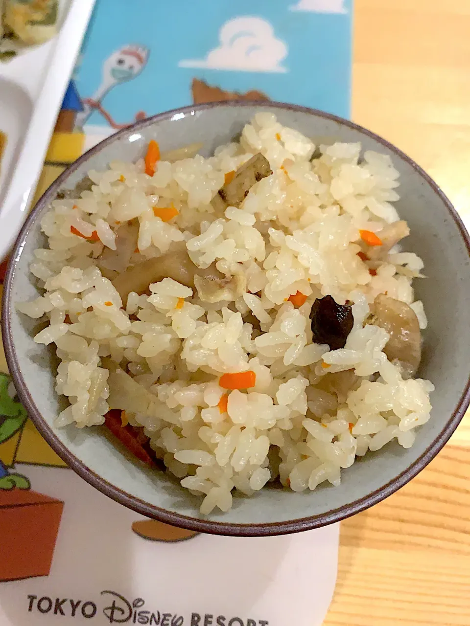 頂いたこれうまつゆ！で☆炊き込みご飯|ぺろたんさん