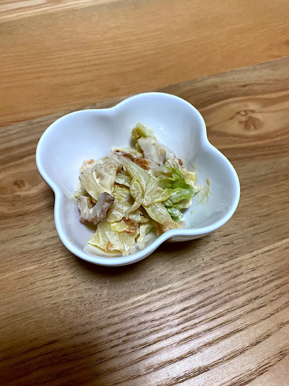 Snapdishの料理写真:ちくわとキャベツの和え物|やまさん