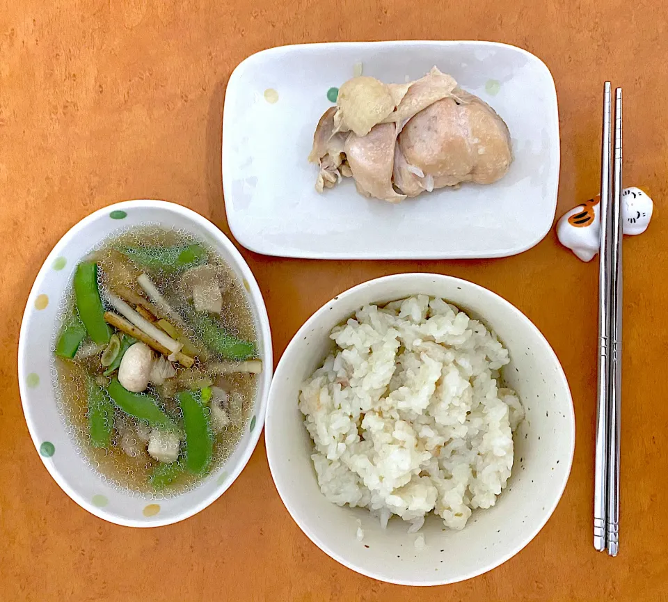 Tonight dinner: Hainan chicken rice with mushroom-gobo-greenpeas soup|MI 「いどりす」さん