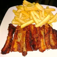 Homemade Pork Ribs with fries.|Giancarlo Andrei Calcagnoさん