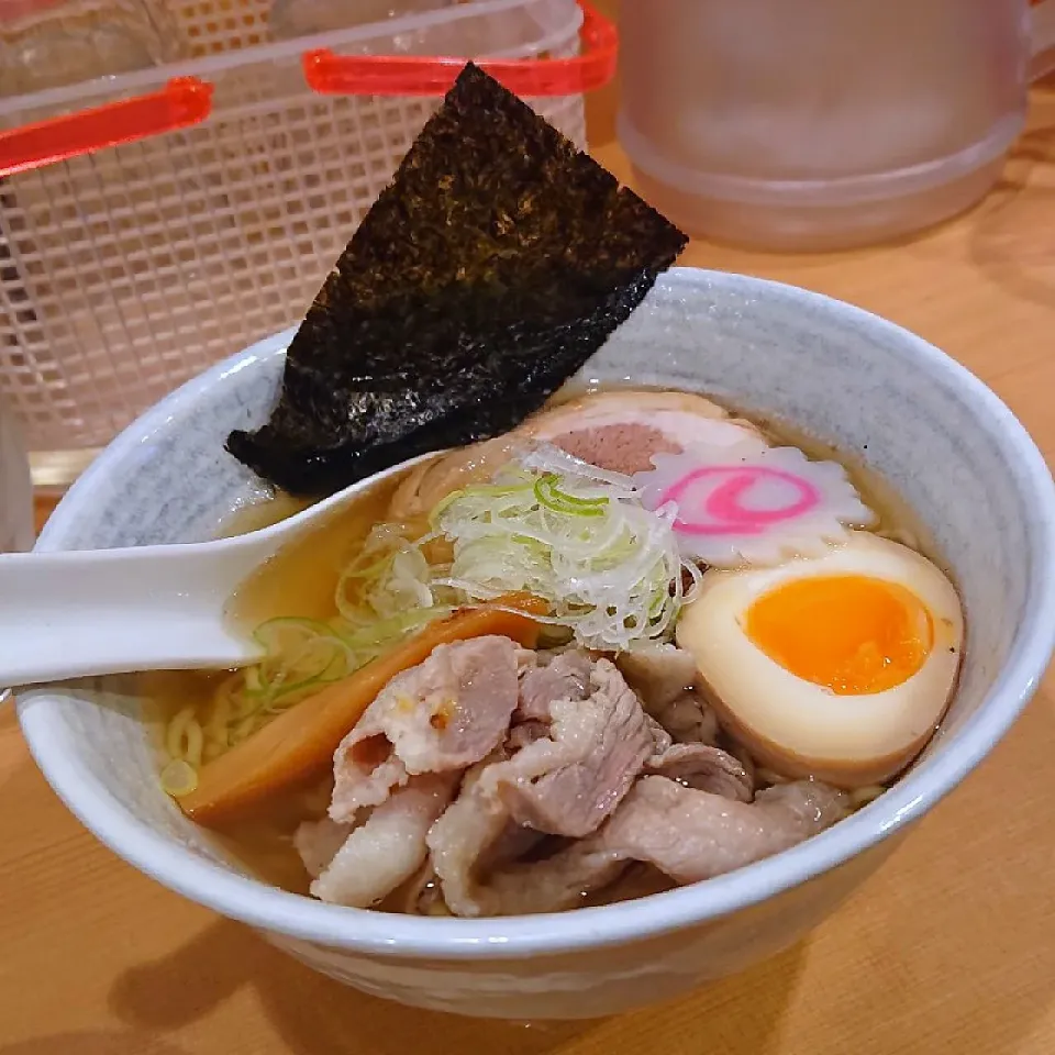 Snapdishの料理写真:塩醤油中華🍜❤️ハーフサイズ
#全部のせ
#錦でいちばん美味しいラーメン❤️
#中華そば三戒
#ごちそうさまでした💕
#お客様に感謝😊|GGGさん