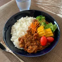 Snapdishの料理写真:手作りチキンカレー|Chihi❁︎.*･ﾟさん