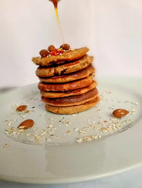 pancakes banana oats |Ikram Bhsさん