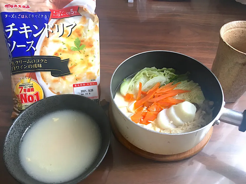 Snapdishの料理写真:新感覚！ドリアソースが鍋つゆへ変身😃✨|にゃふてんさん