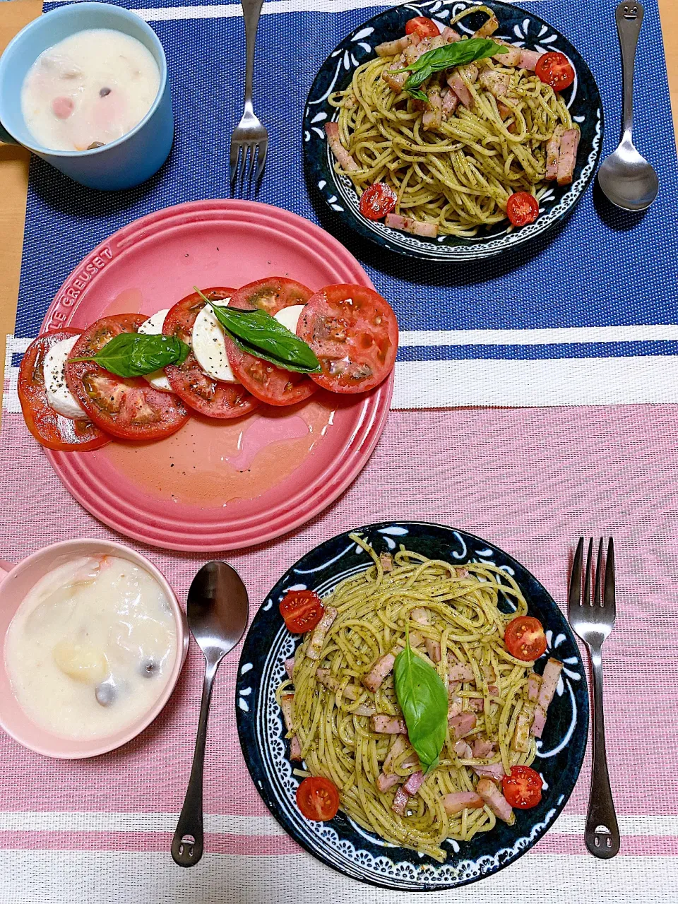 ジェノベーゼパスタ❁︎カプレーゼ❁︎クリームシチュー|まゆさん