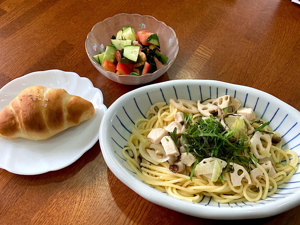 Snapdishの料理写真:次男とお家Lunch 🥢🍴|sakuramochiさん