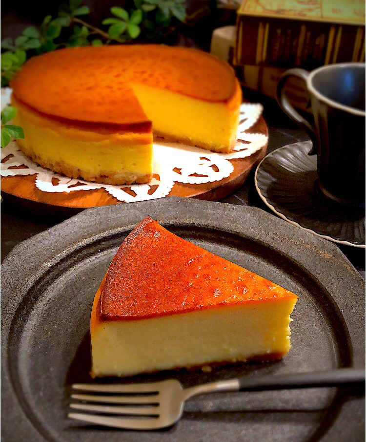 ニューヨークチーズケーキ18センチの型でクリームチーズ450gサワークリーム0gを使ったクリーミーでこっくり でも重たくないチーズケーキです Ax Snapdish スナップディッシュ Id Fispma
