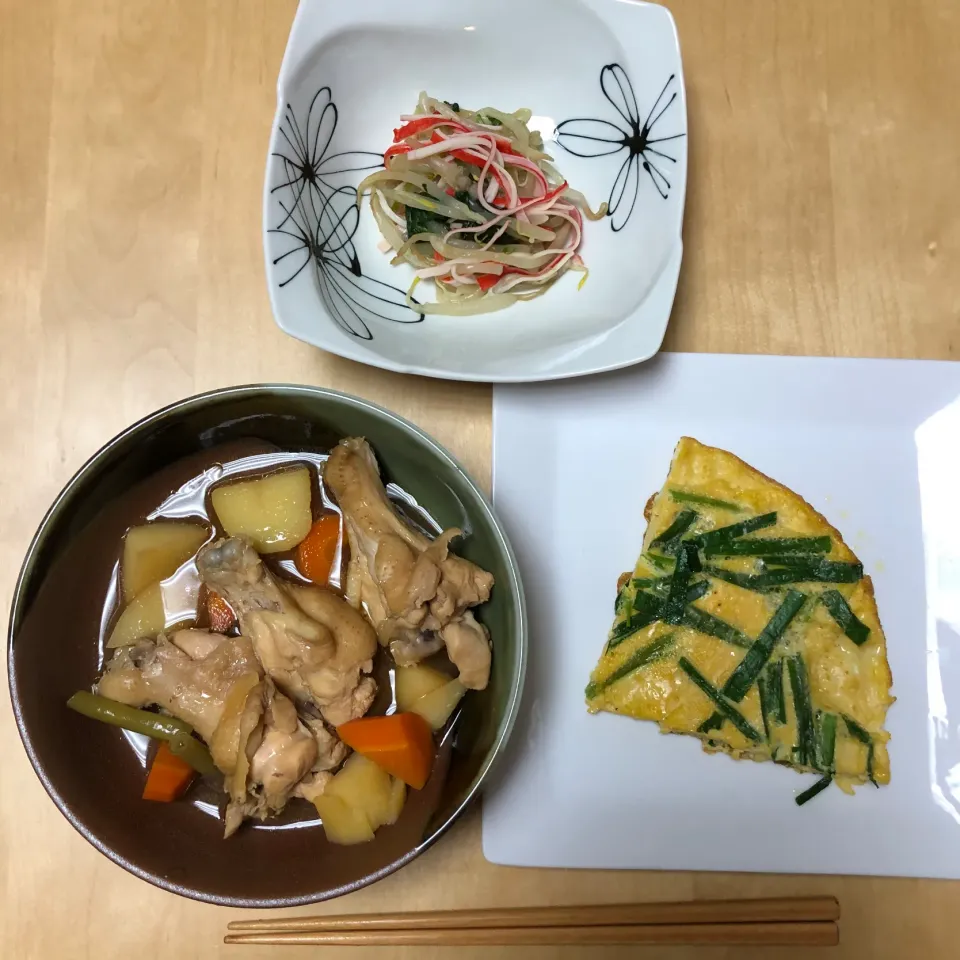 鶏手羽元のさっぱり煮、ニラ焼きたまご、三色のお浸し|Rioさん