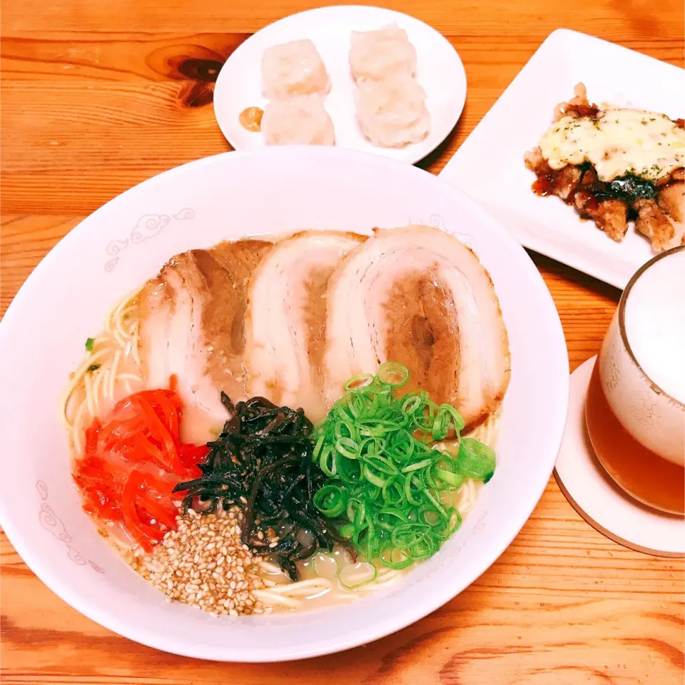 Snapdishの料理写真:とんこつラーメン|Ruotoさん