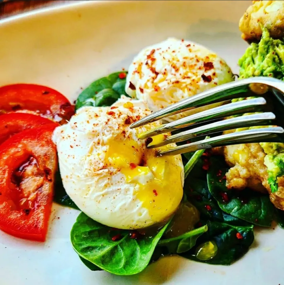 Poached Mozambique Peri Peri Eggs|Jbunny Caféさん