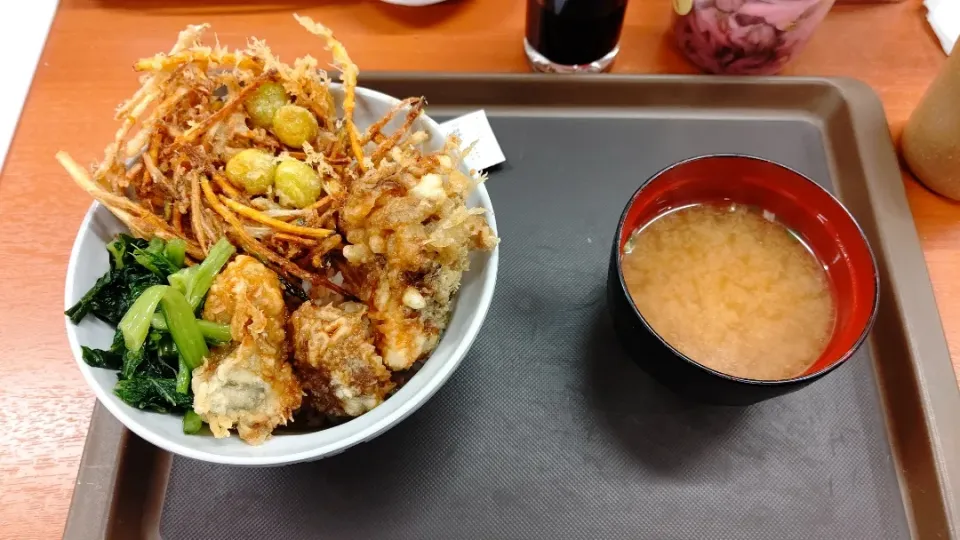 夕飯は天丼|アクちゃんさん