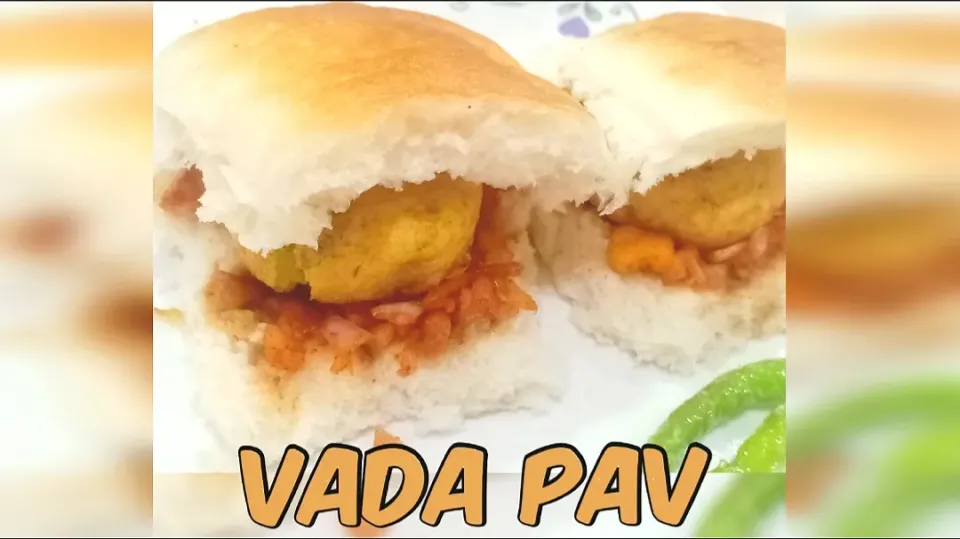 Snapdishの料理写真:Vada Pav|Nivi28さん