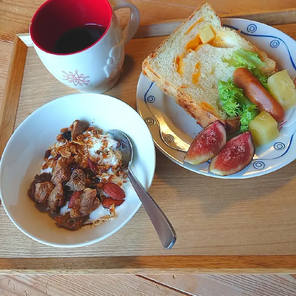 朝ごパン🍞とオートミール|A-YA-YA-YAさん