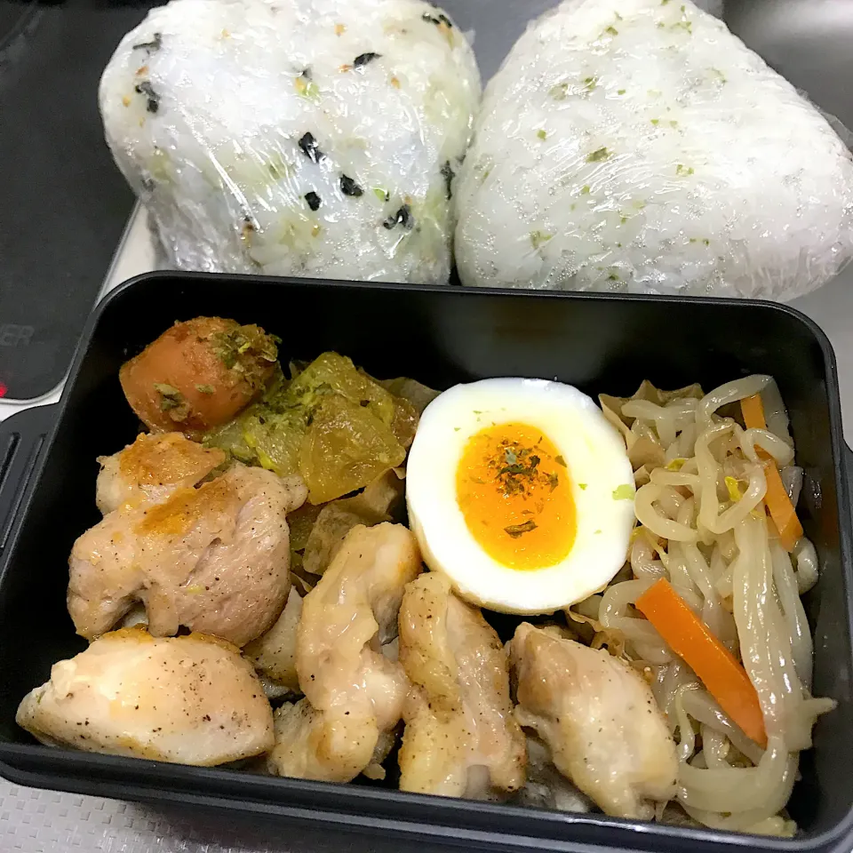 Snapdishの料理写真:鶏の塩焼き弁当|おいもさん