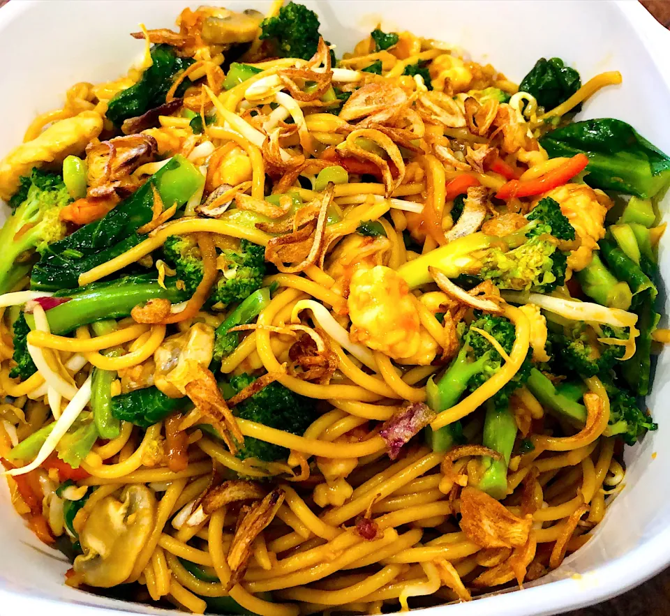 Chinese style garlic fried spaghetti noodle|Amy Aliyyaさん