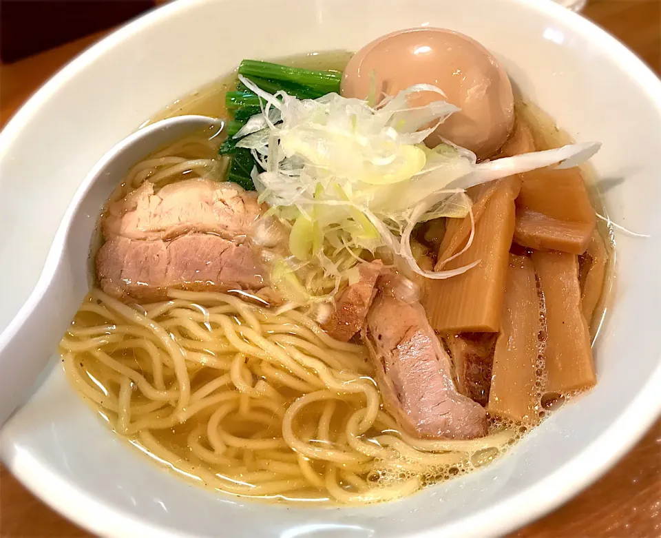 煮干しそば 塩＋味付け玉子🍜|toshi,I🍴さん