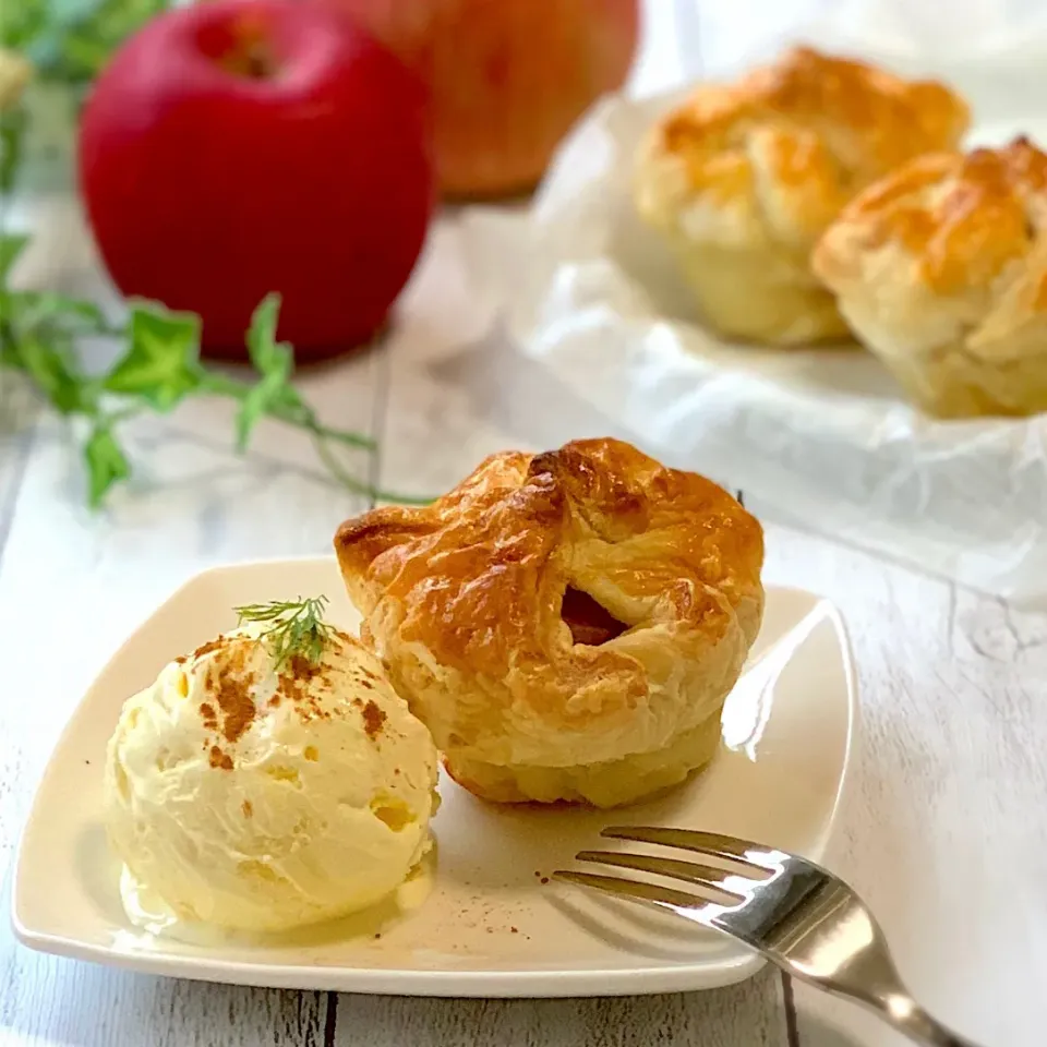 アップルパイ🍎バニラアイス添え|あゆさん