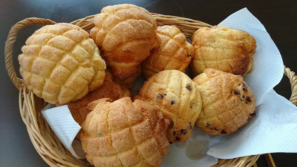 メロンパン焼けました〜。|ユカリンさん