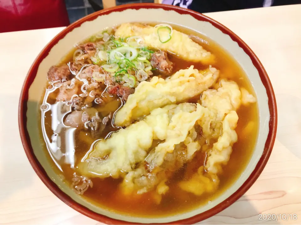 肉ごぼう天うどん|コージ💫さん