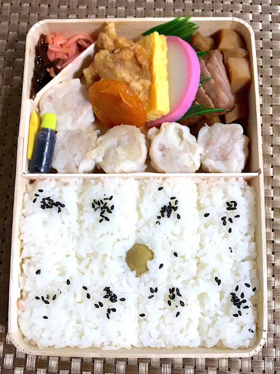 第２段‼️崎陽軒、期間限定のかにシウマイ弁当🦀|🌺🌺Foodie🌺🌺さん