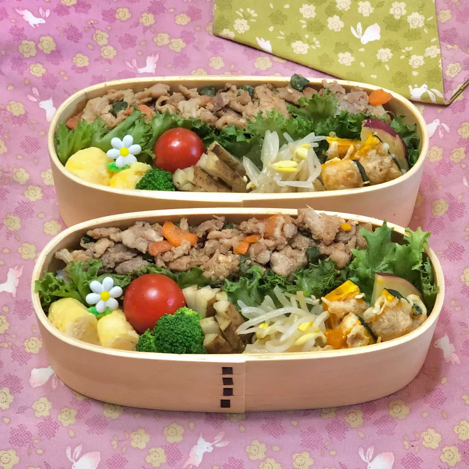 豚コマの味噌炒め☘の双子ちゃんお弁当💙❤️ 10/1木|sweet homeさん