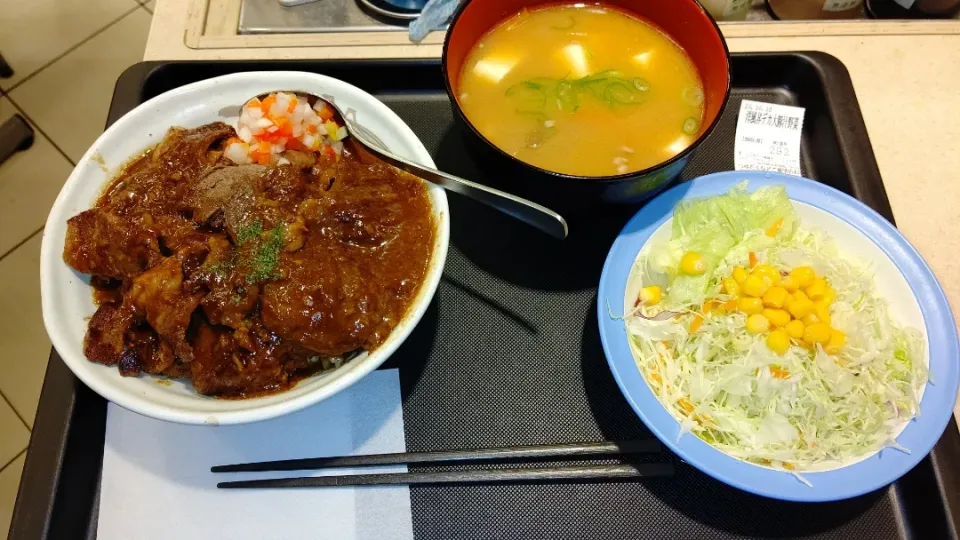 牛ステーキ丼|アクちゃんさん