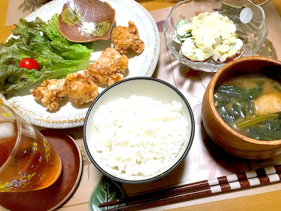 ゆず塩鶏から揚げ、アーモンドのおさつサラダ、がんもとほうれん草のお味噌汁|Emiko Kikuchiさん