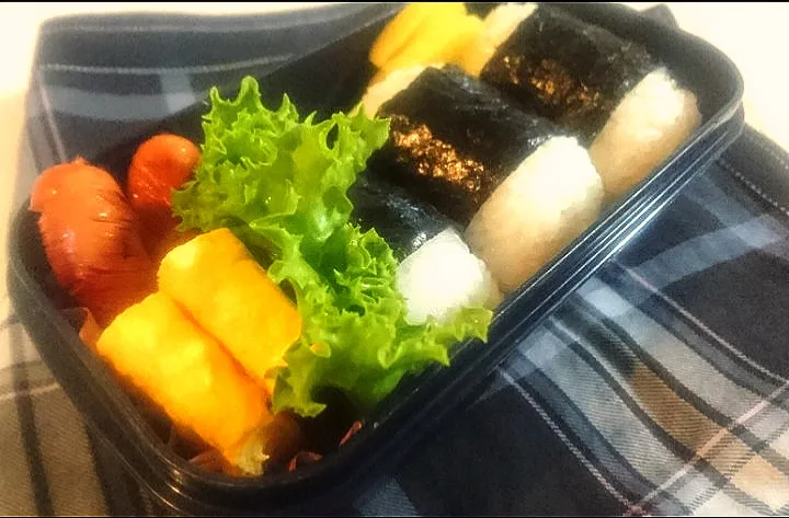 10/20 ☀️ おにぎり弁当🍱|びせんさん