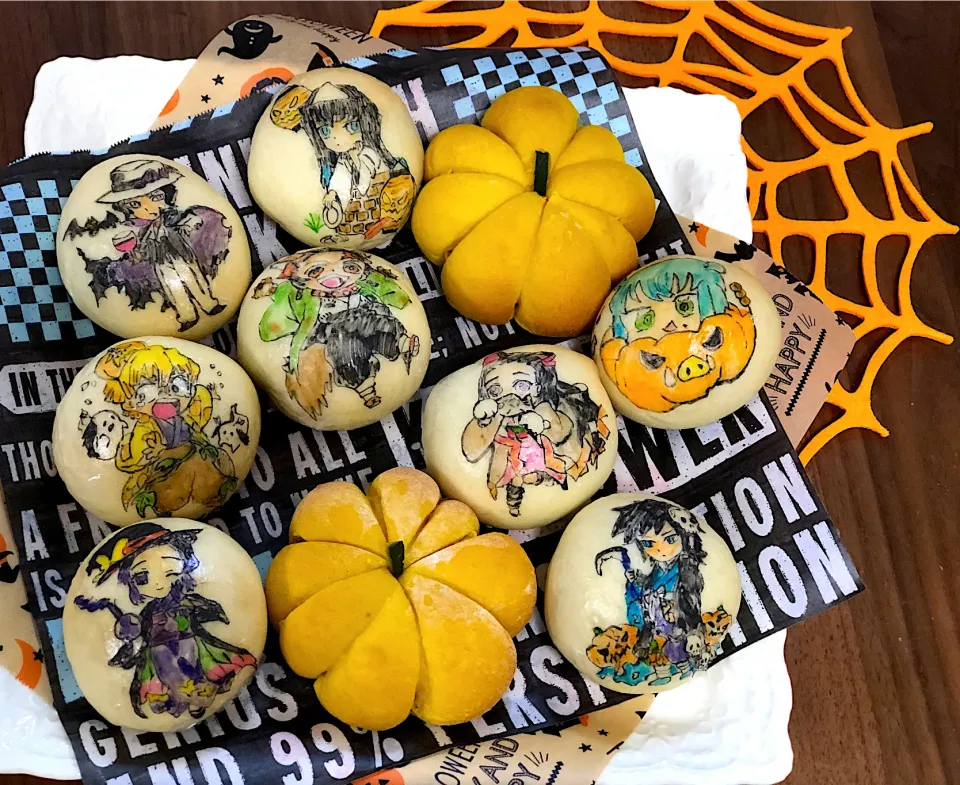 鬼滅の刃　ハロウィン🎃パン|riamamaさん