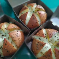 Korean Cheese Garlic Bread|tutikcaさん