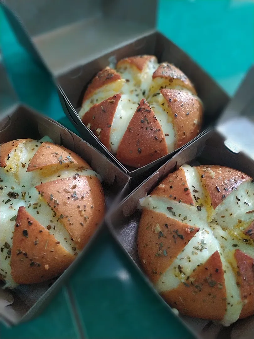 Korean Cheese Garlic Bread|tutikcaさん