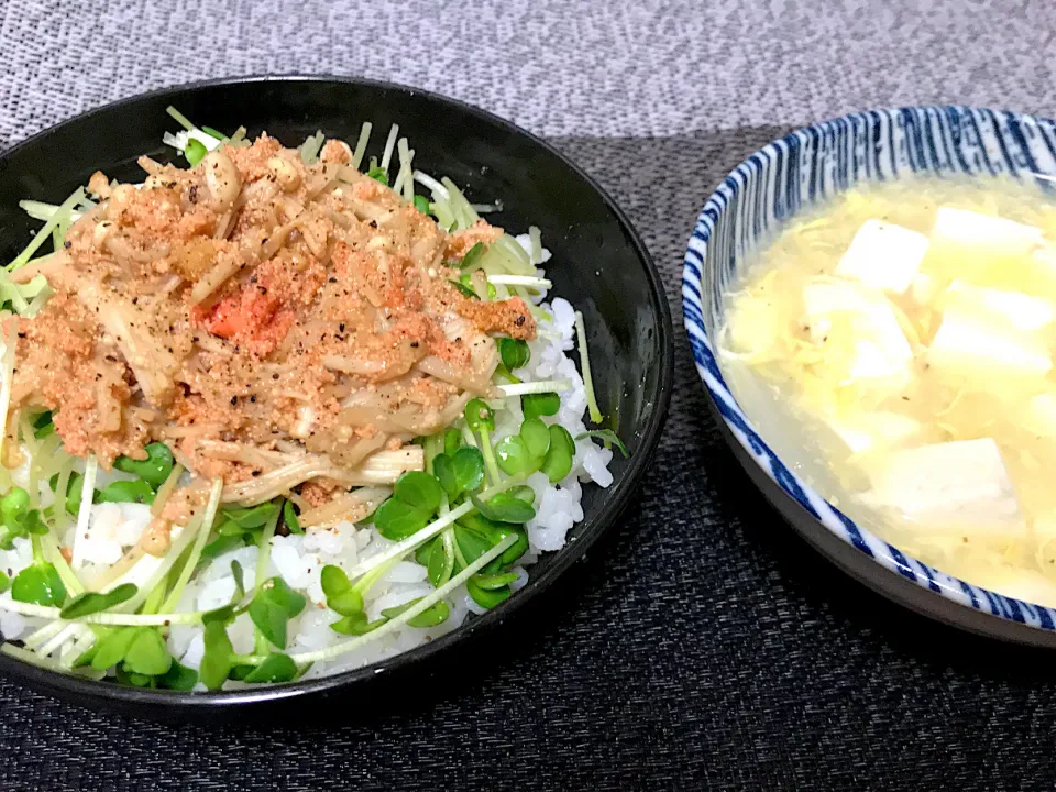 Snapdishの料理写真:たらこバターとエノキのっけ飯|Tak@さん