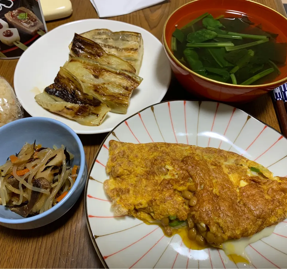 10月20日夜は納豆オムレツ🍳白なすステーキ|とももさん