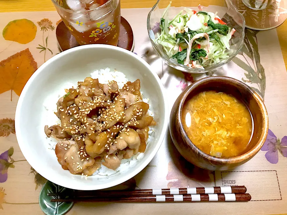 Snapdishの料理写真:豚カルビ丼、かに風味のレンジ煮浸し|Emiko Kikuchiさん