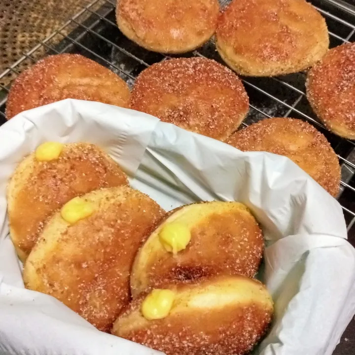 Bombolini with custard Cream♥️♥️|Amy Amandaさん