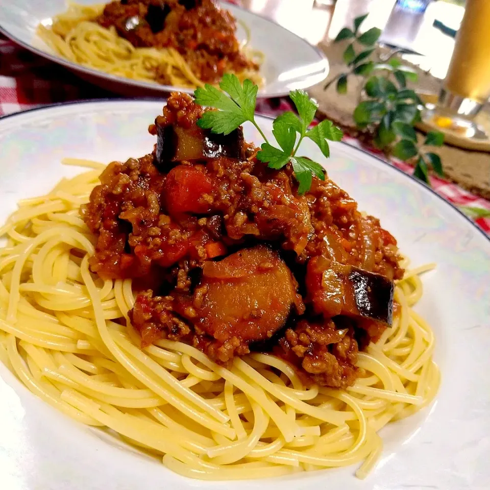 ゴロゴロ茄子のミートソース🍝|とまと🍅さん