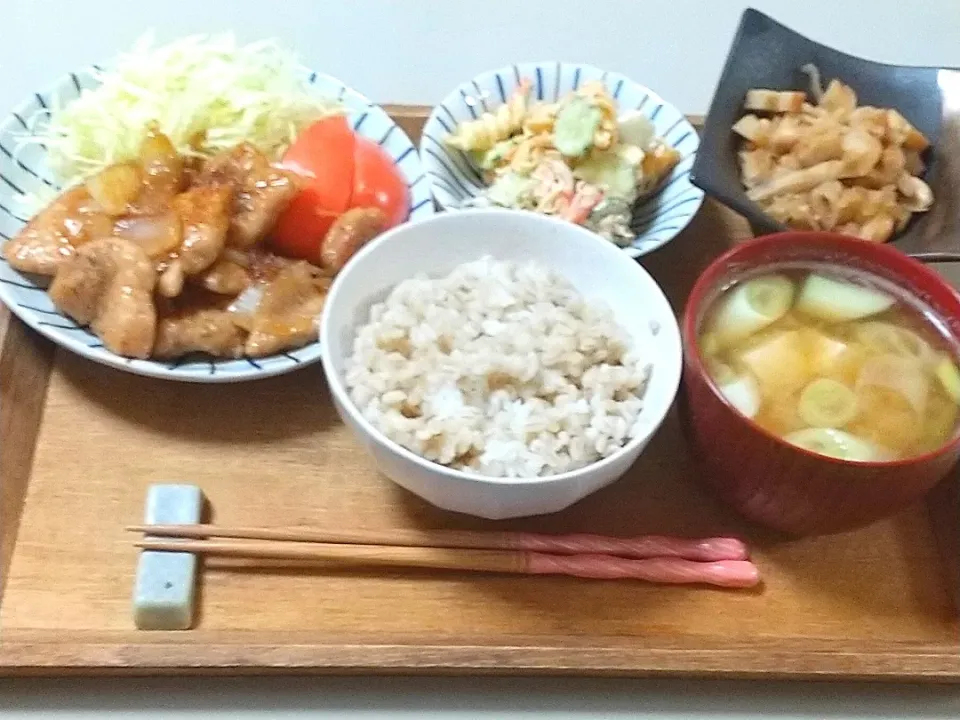 Snapdishの料理写真:生姜焼定食|Yoshiko Miyazakiさん