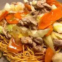 Snapdishの料理写真:長崎土産の皿うどん|ONUSHIさん