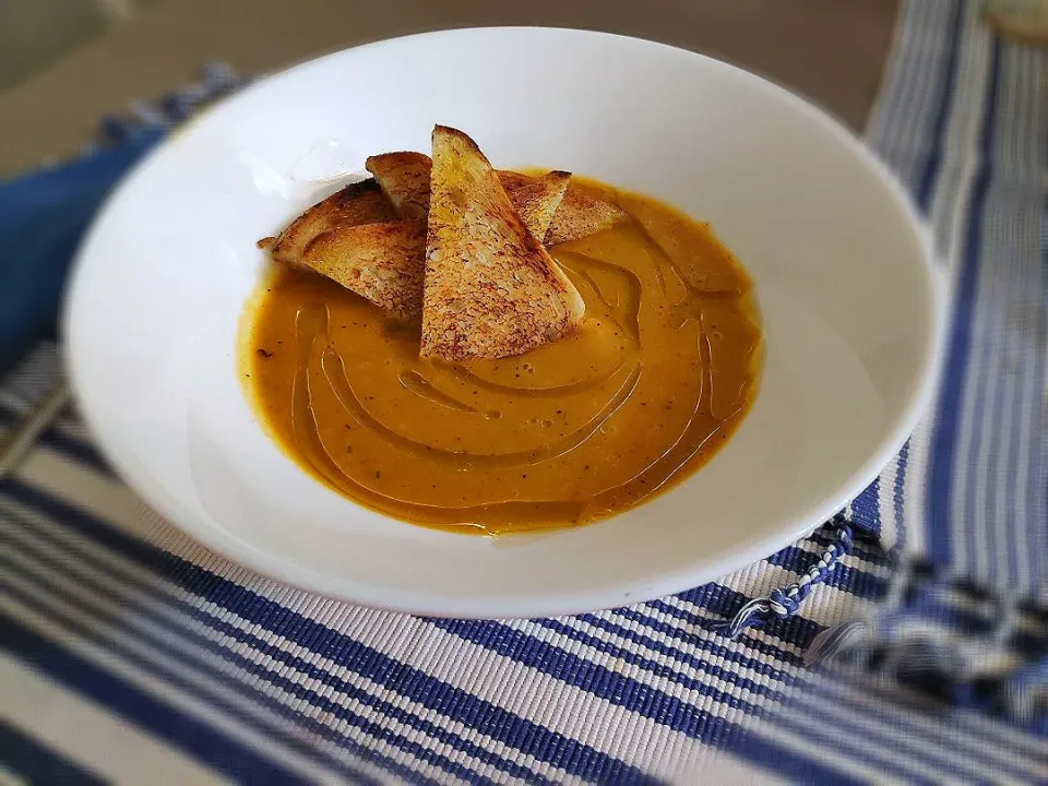 Snapdishの料理写真:Grilled pumpkin cream with toasted bread|Ery_05さん