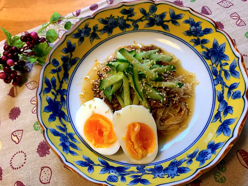 Snapdishの料理写真:みずほさんの料理 家事ヤロウより〜ピリ辛麻辣そうめん〜|fu♡さん