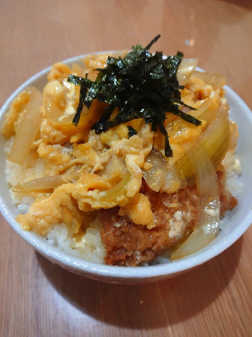 絶品玉子たっぷりカツ丼😋|みぽりん♪さん