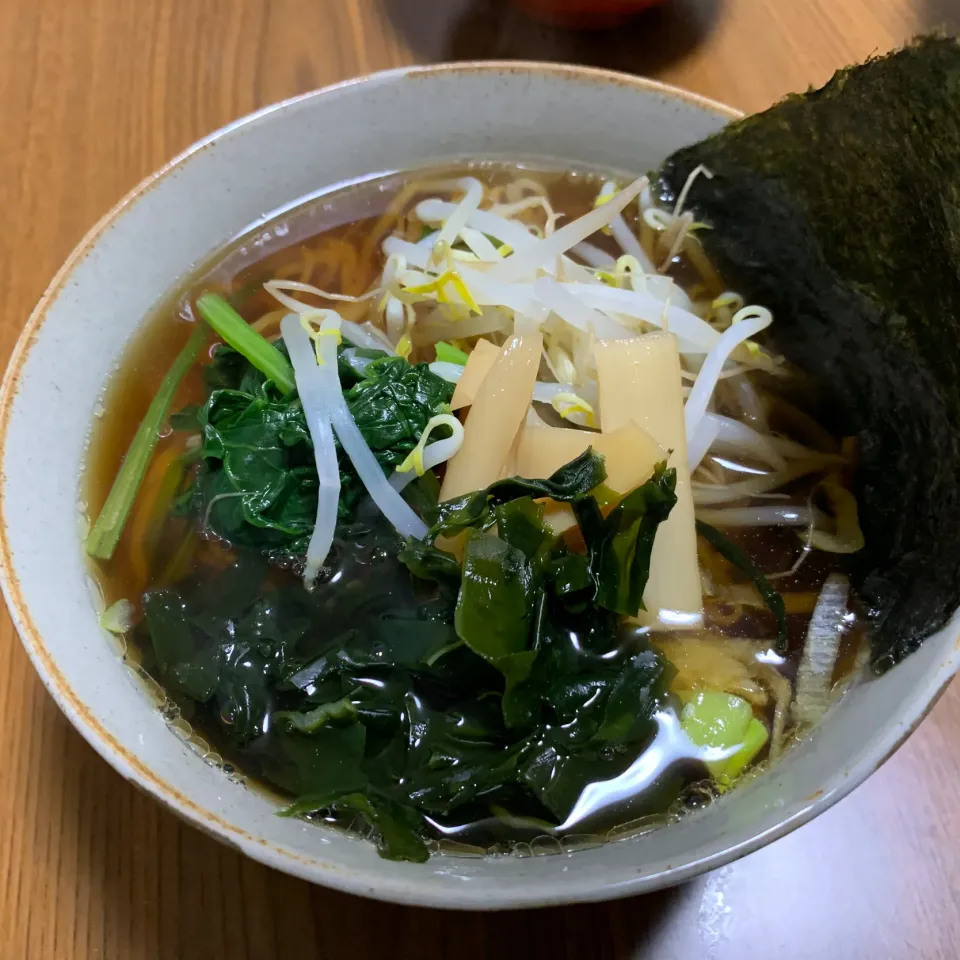 10月21日夜は醤油ラーメン🍜|とももさん