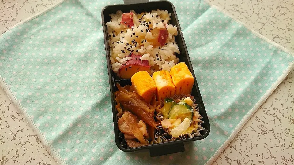 息子君さつまいもご飯弁当～|マアジュさん