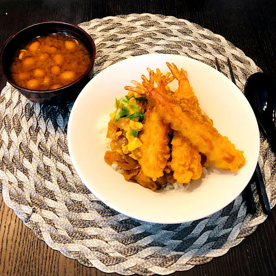 多分人生初の家天丼|satomicanさん