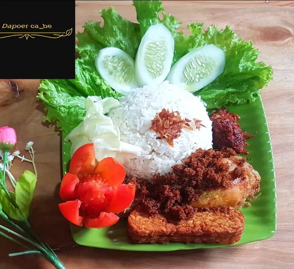 ayam goreng lengkuas|Sisca Tobiasさん